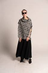 Black and White Prints, Turtleneck Tops, Oversized Shirt, Loose Black and White Top, Urban Clothing, Cotton Tops For Women, Cotton Shirt