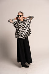 Black and White Prints, Turtleneck Tops, Oversized Shirt, Loose Black and White Top, Urban Clothing, Cotton Tops For Women, Cotton Shirt